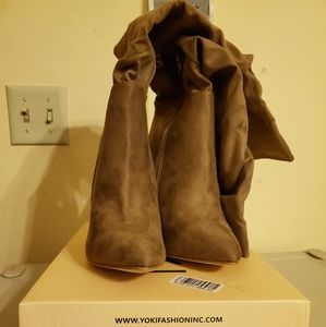 Yoki Boots Over The Knee